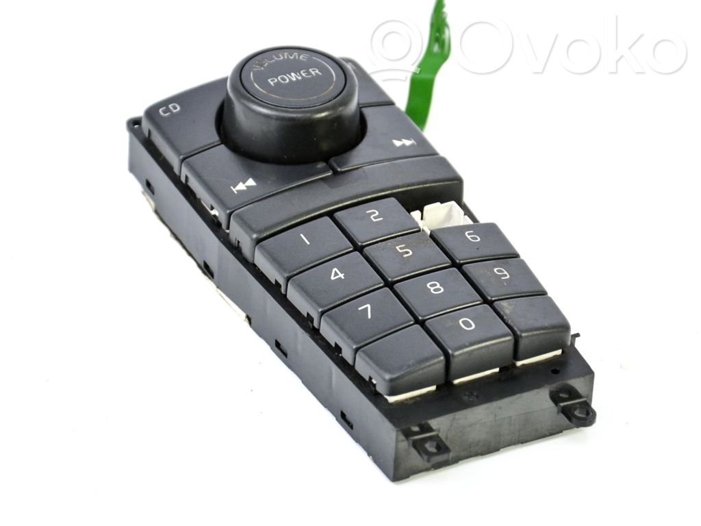 Head unit multimedia control   30646101