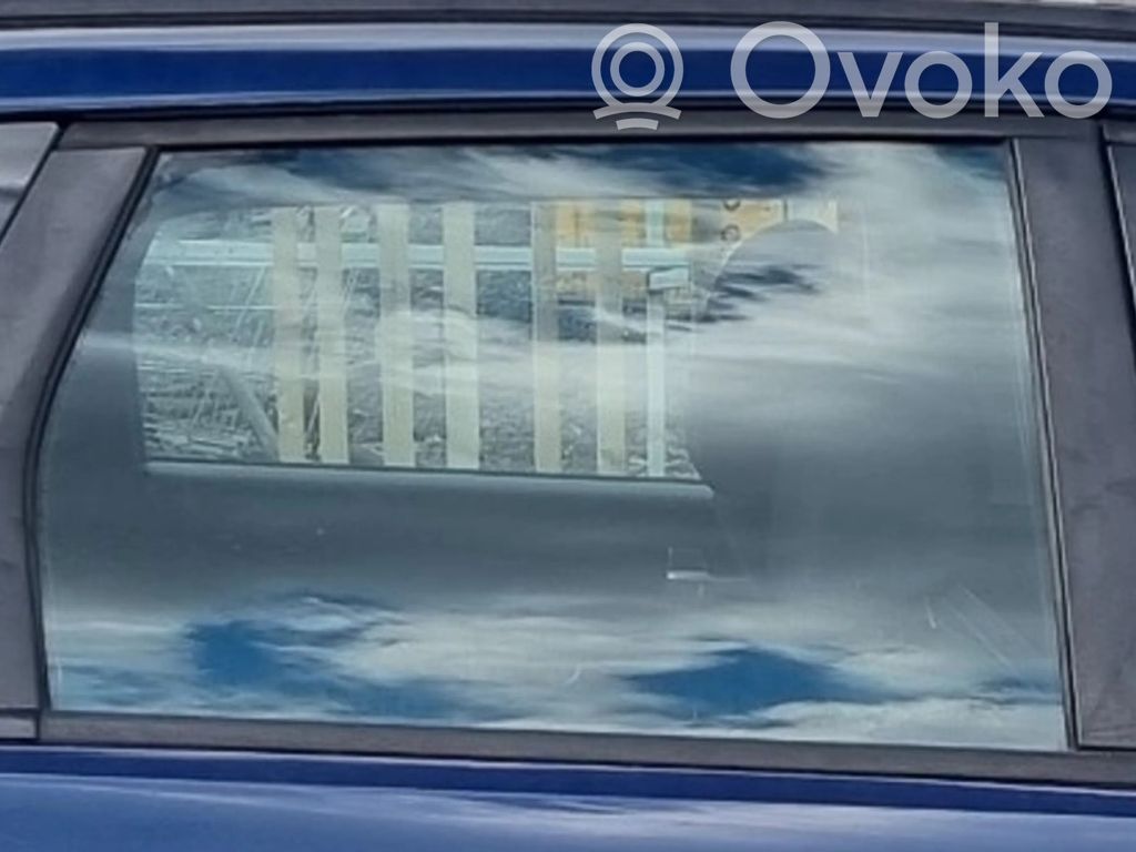 Ford Focus Rear door window glass 