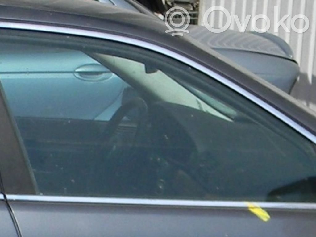 BMW 5 E39 Szyba drzwi przednich 