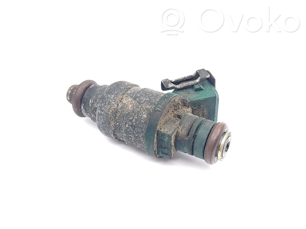 Volkswagen Golf IV Inyector de combustible 