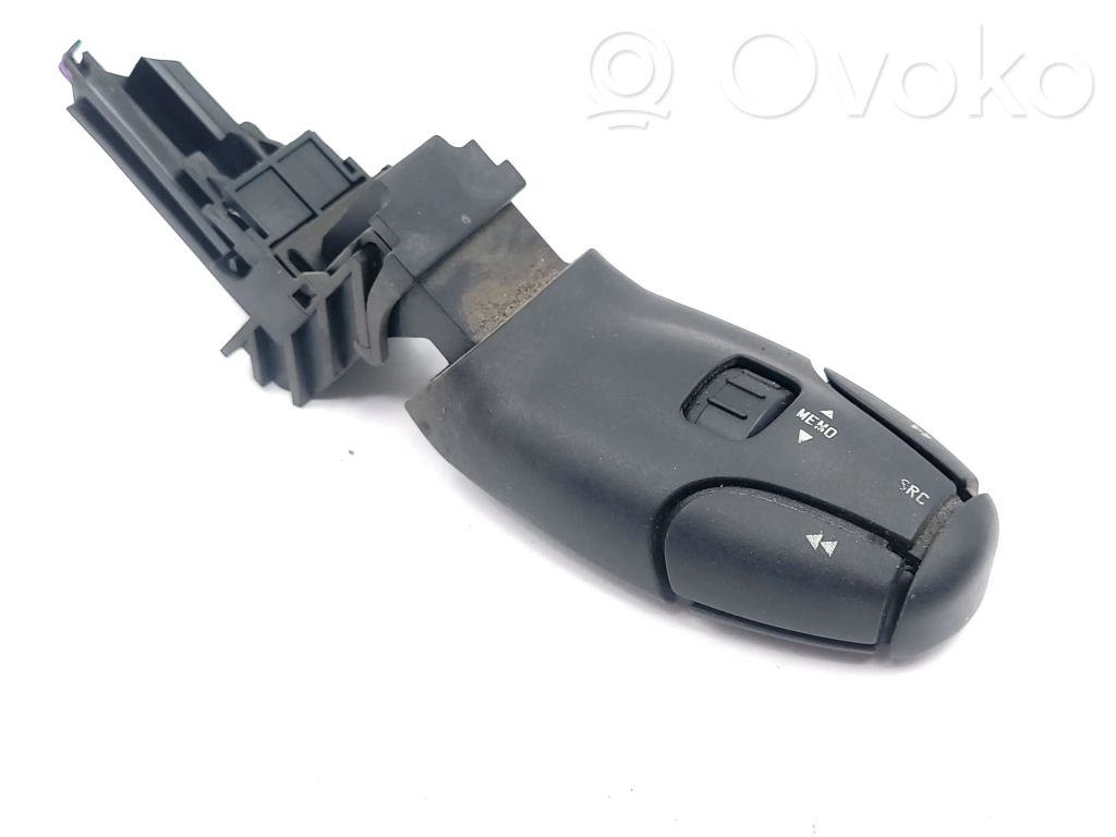 Multifunctional control switch/knob   9641796480
