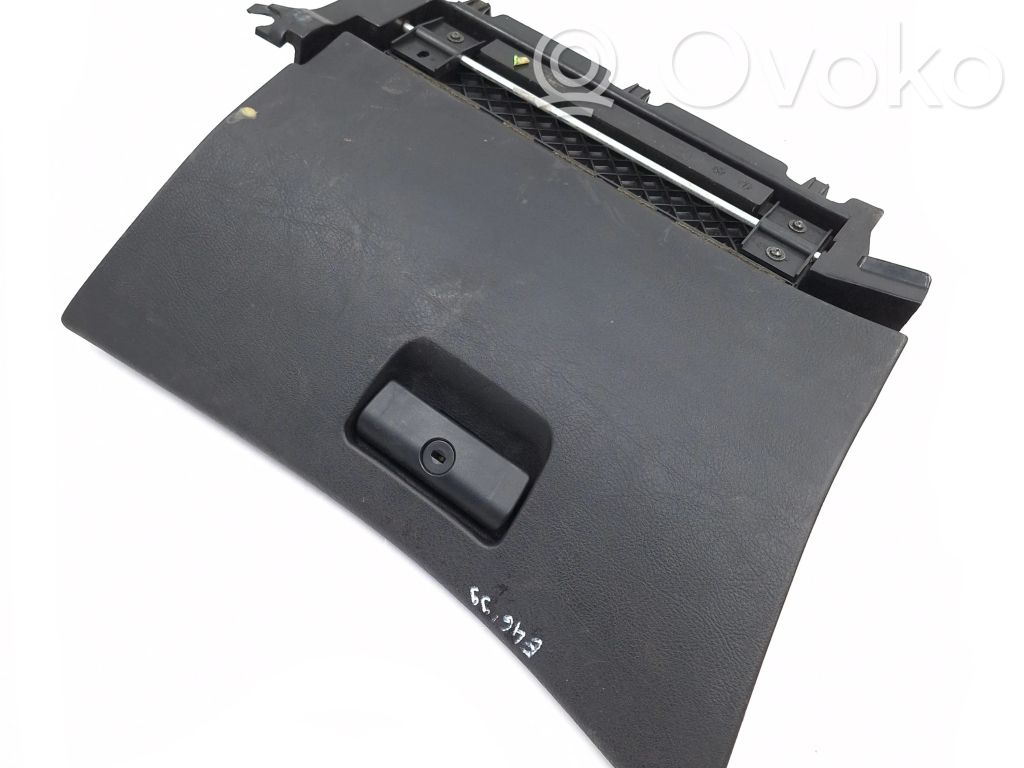 Glove box   8196111,51168196111,51168169111,51168196111,8196100,8203822,RT8203822,ZB8196100
