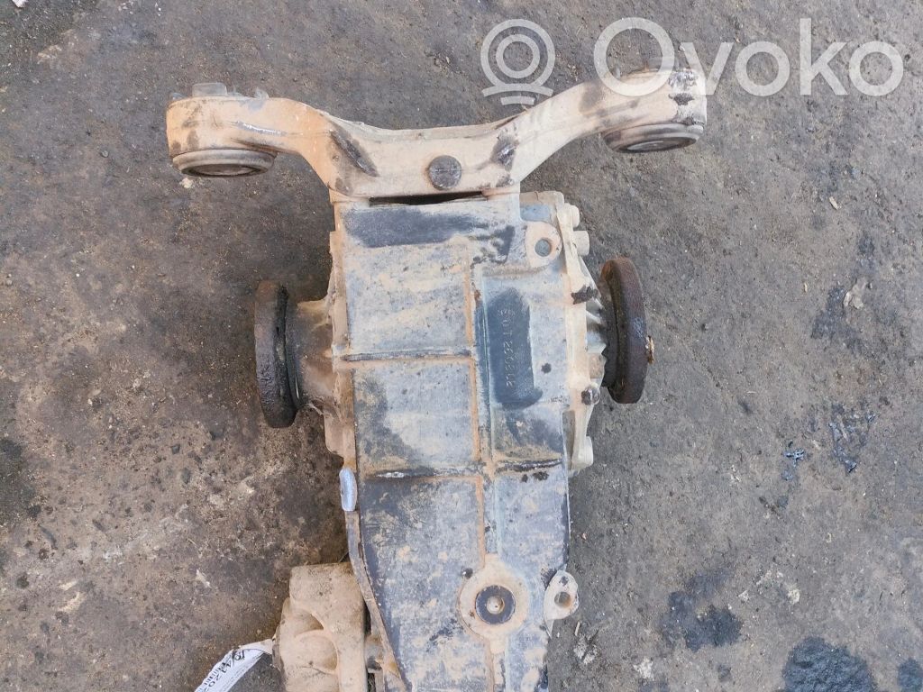 Rear differential   EUT260802