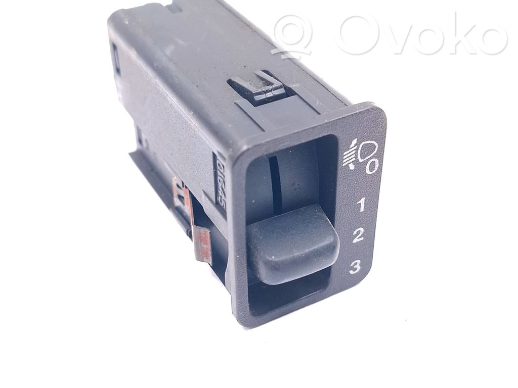 Land Rover Freelander Headlight level adjustment motor 