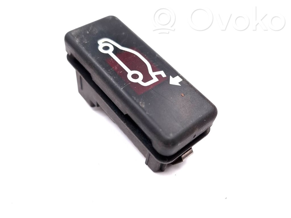 Tailgate/boot open switch button   8375580,50359801,EC5035,SAEQC94DOT