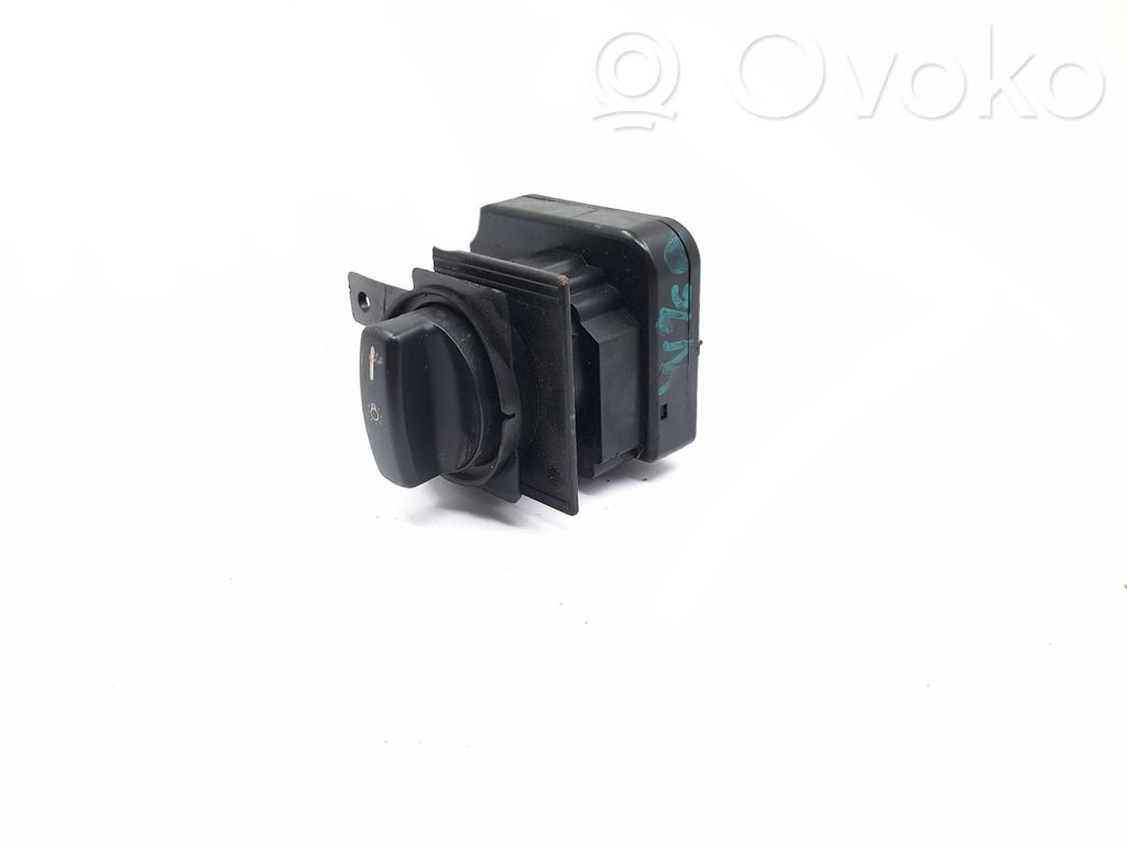Mercedes-Benz A W169 Interruptor de luz 