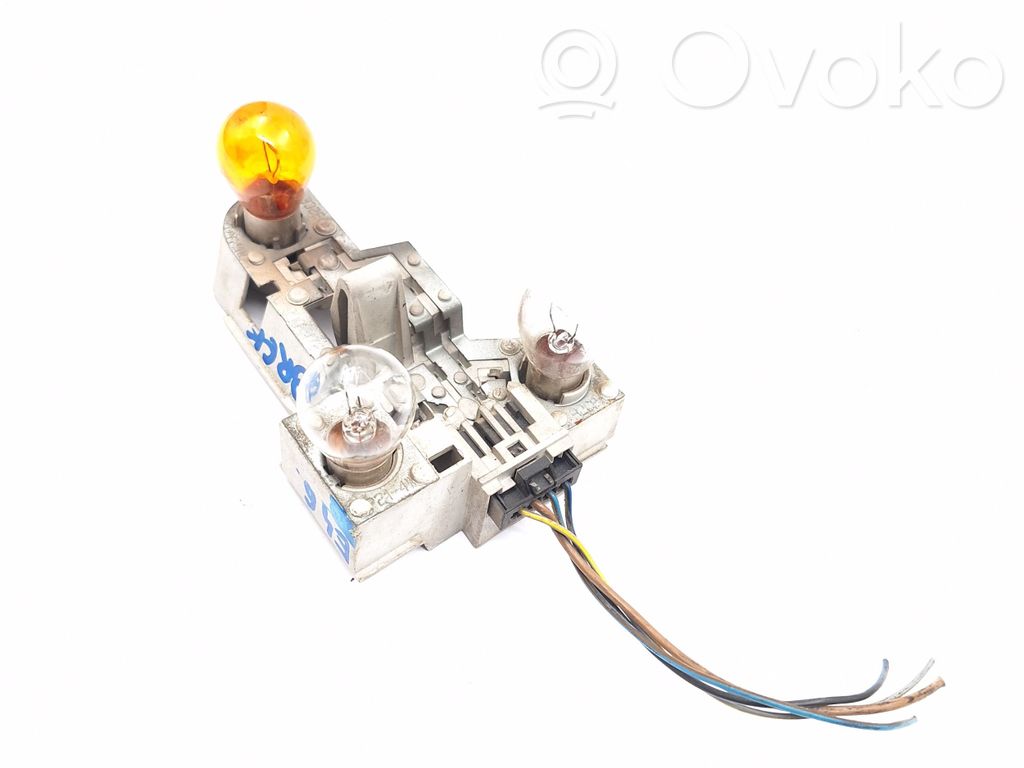 Sumuvalon polttimo   6900472,32CP,1810