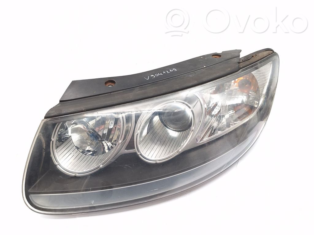 Hyundai Santa Fe Lampa przednia 