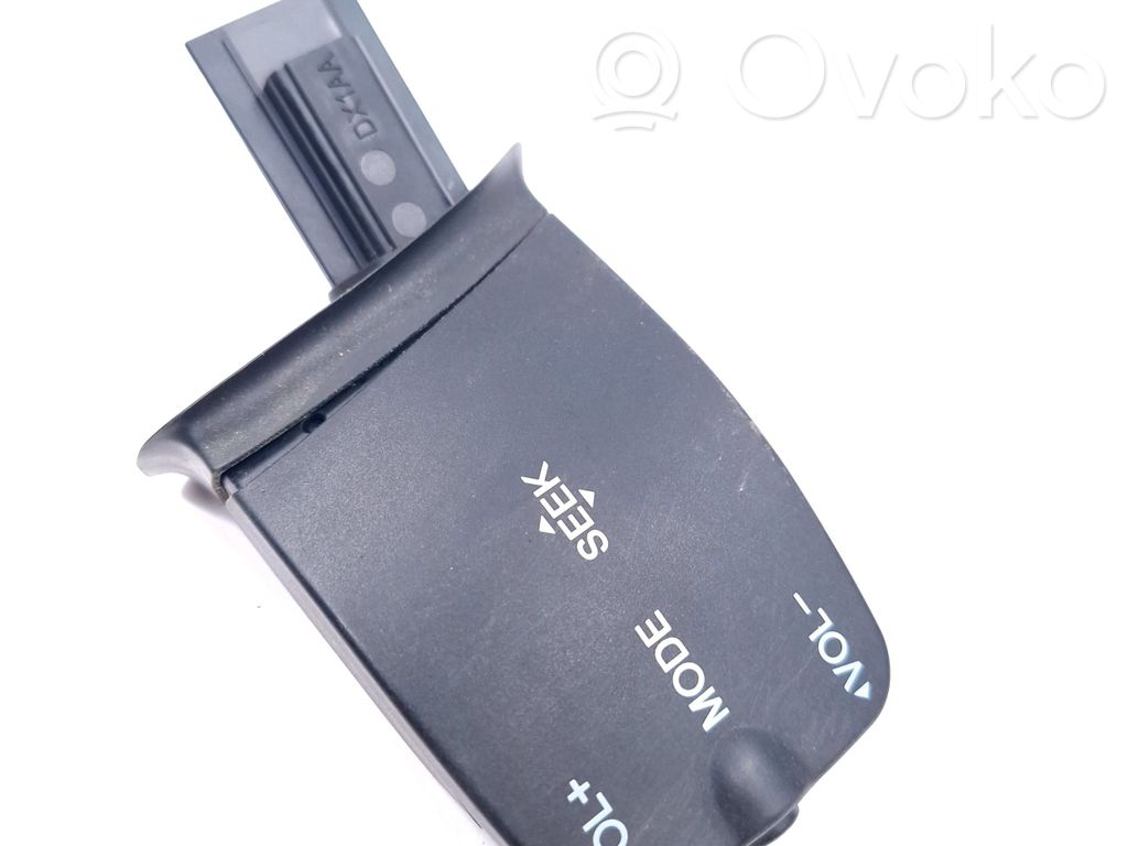 Ford Focus Multifunctional control switch/knob 
