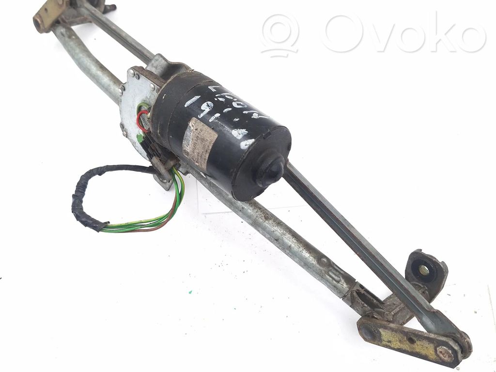 Volkswagen Golf IV Mechanizm i silniczek wycieraczek szyby przedniej / czołowej 