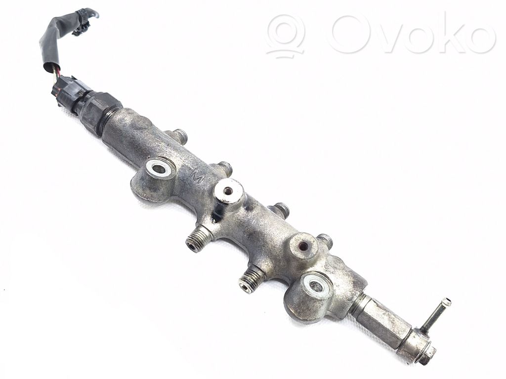 Fuel injector