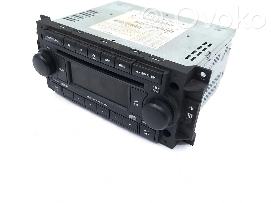Dodge Caliber Panel / Radioodtwarzacz CD/DVD/GPS 