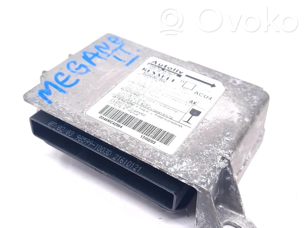 Renault Megane II Airbag control unit/module 