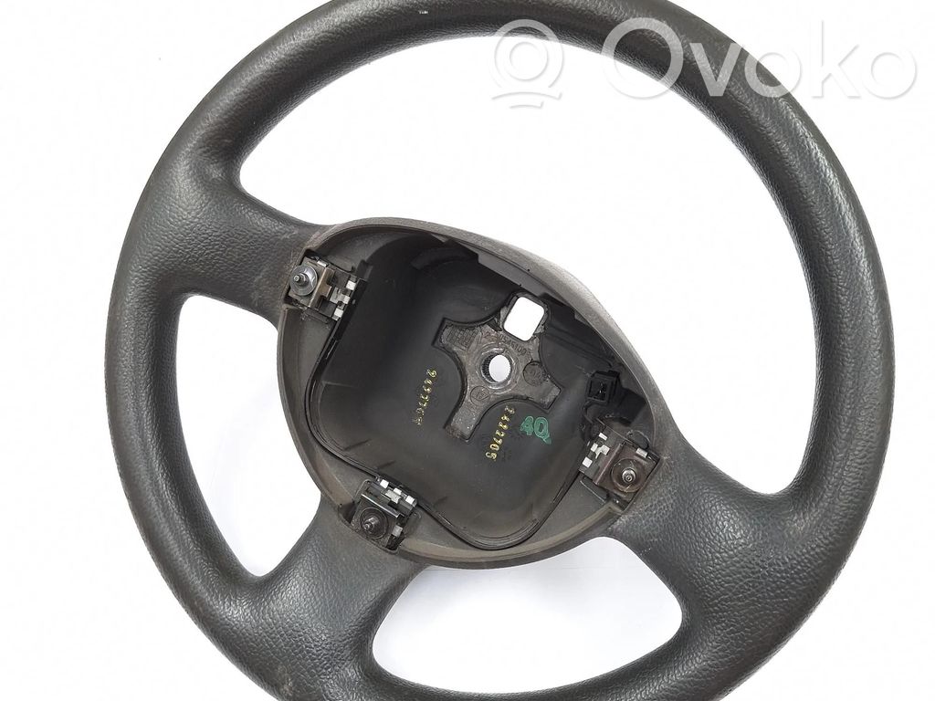 Fiat Punto (188) Ohjauspyörä 