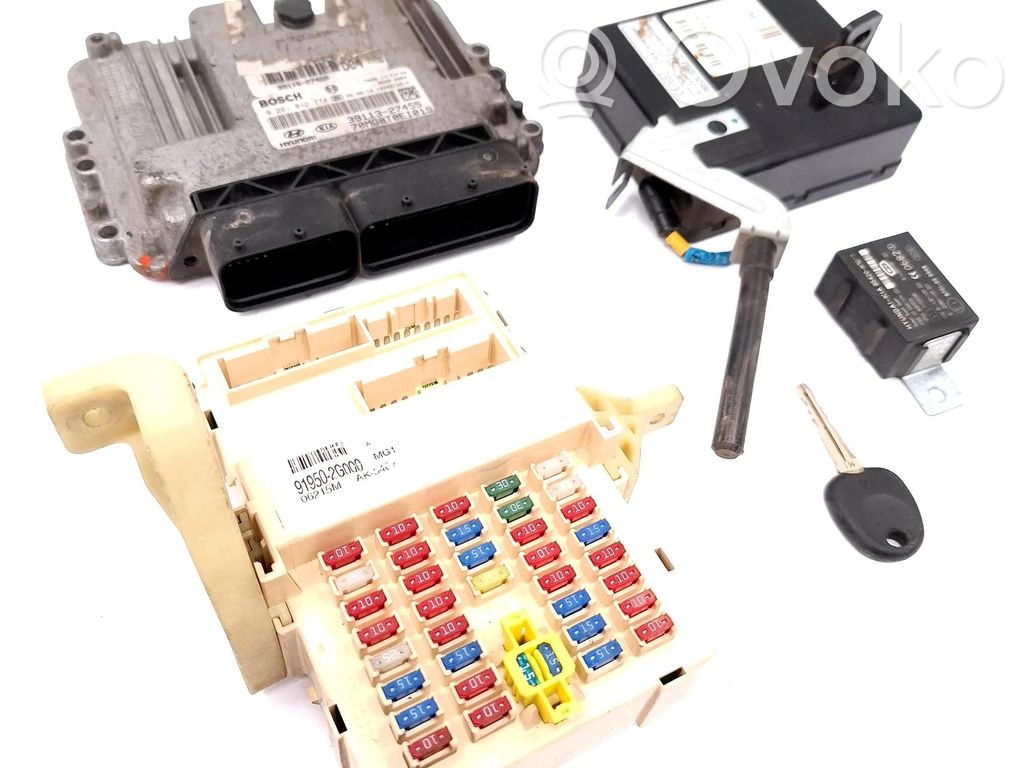 KIA Magentis Kit cu ECU motor și set închidere uși 