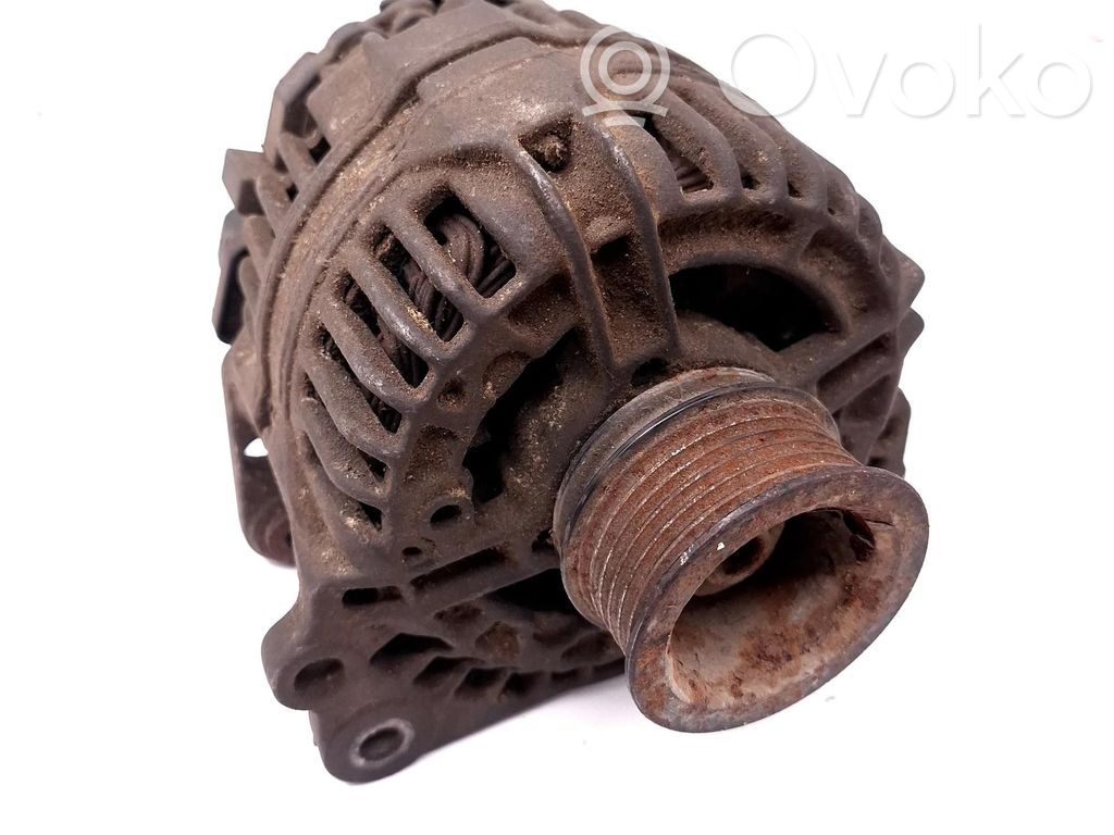 Volkswagen Golf IV Alternator 
