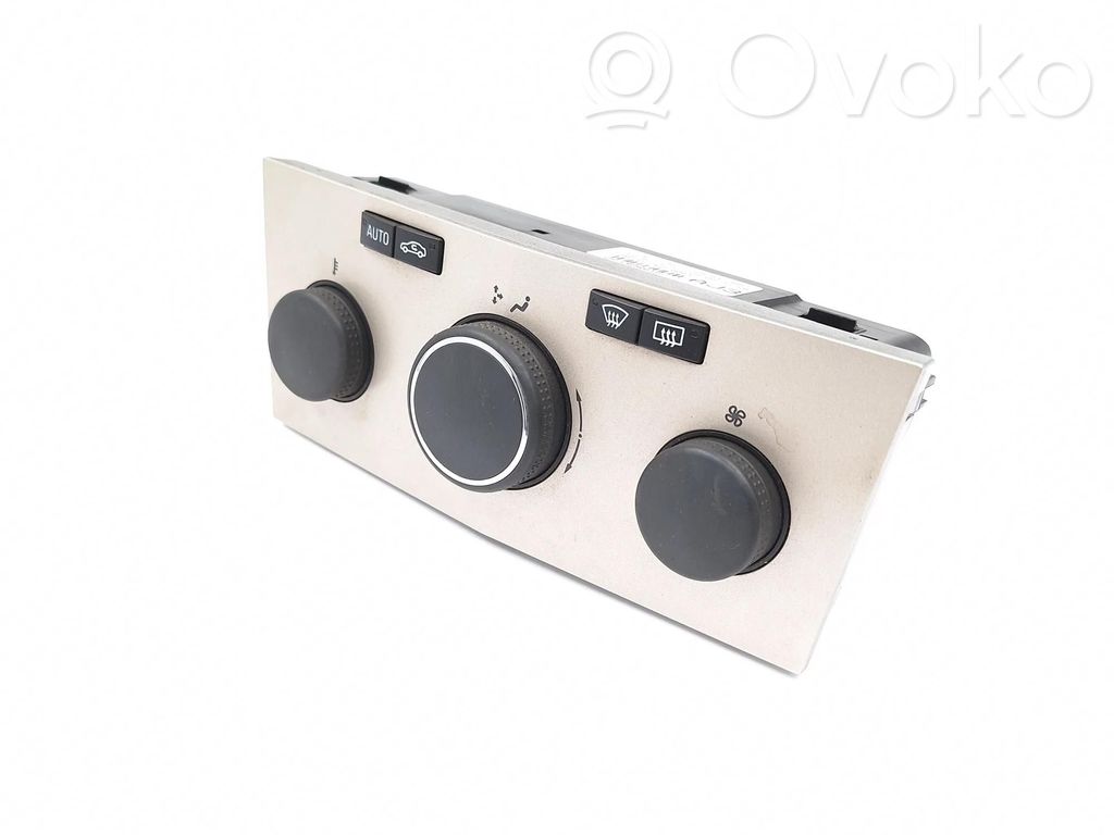 Opel Astra H Climate control unit 