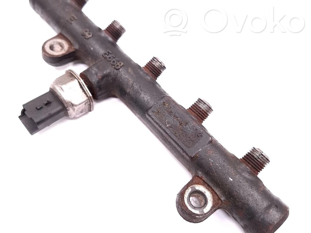 Ford Focus Fuel injector 