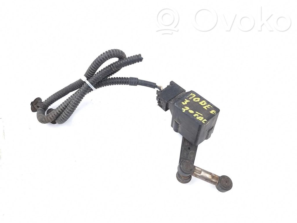 Ford Mondeo Mk III Rear air suspension level height sensor 