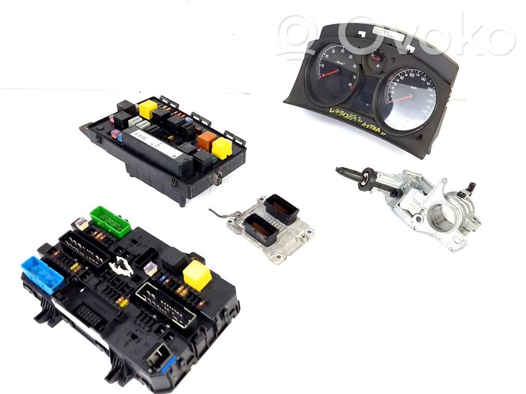 Opel Astra H Engine ECU kit and lock set 