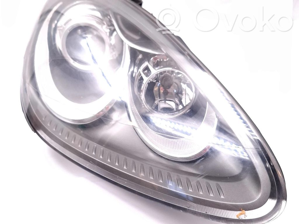 Porsche Cayenne (92A) Lampa przednia 