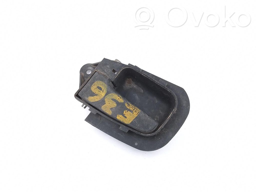 BMW 3 E36 Manecilla interna puerta delantera 