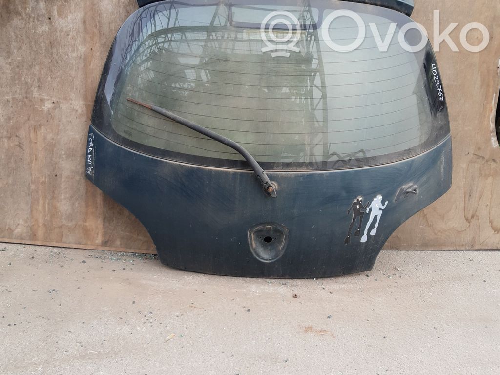 Tailgate/trunk/boot lid   1565867