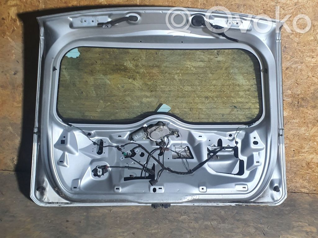 Ford Fiesta Tailgate/trunk/boot lid 