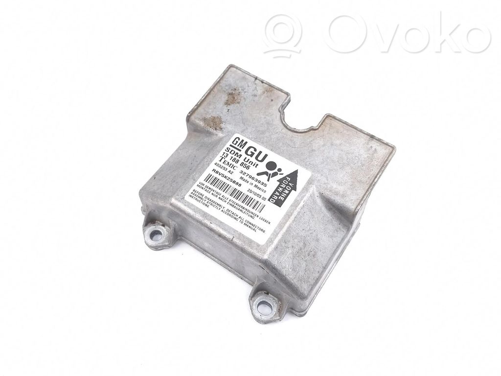 Opel Zafira B Centralina/modulo airbag 