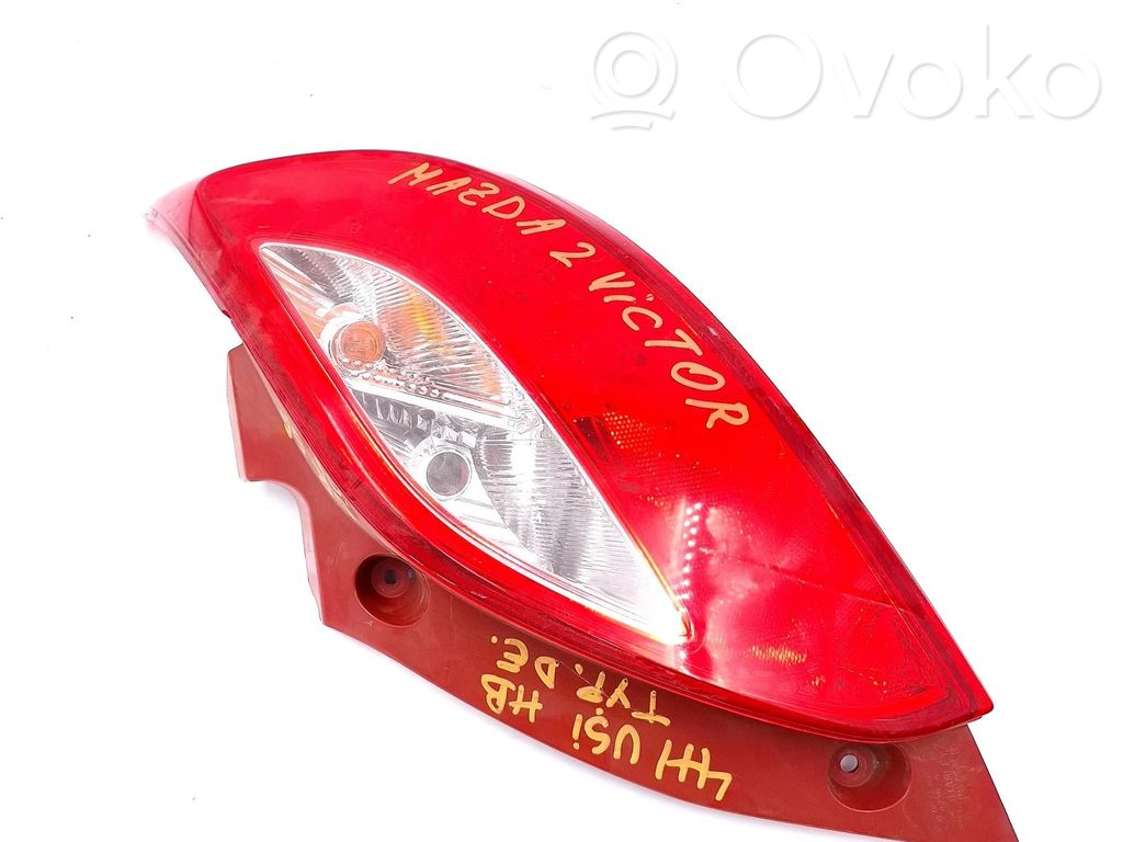 Mazda 2 Rear corner (parking) light 