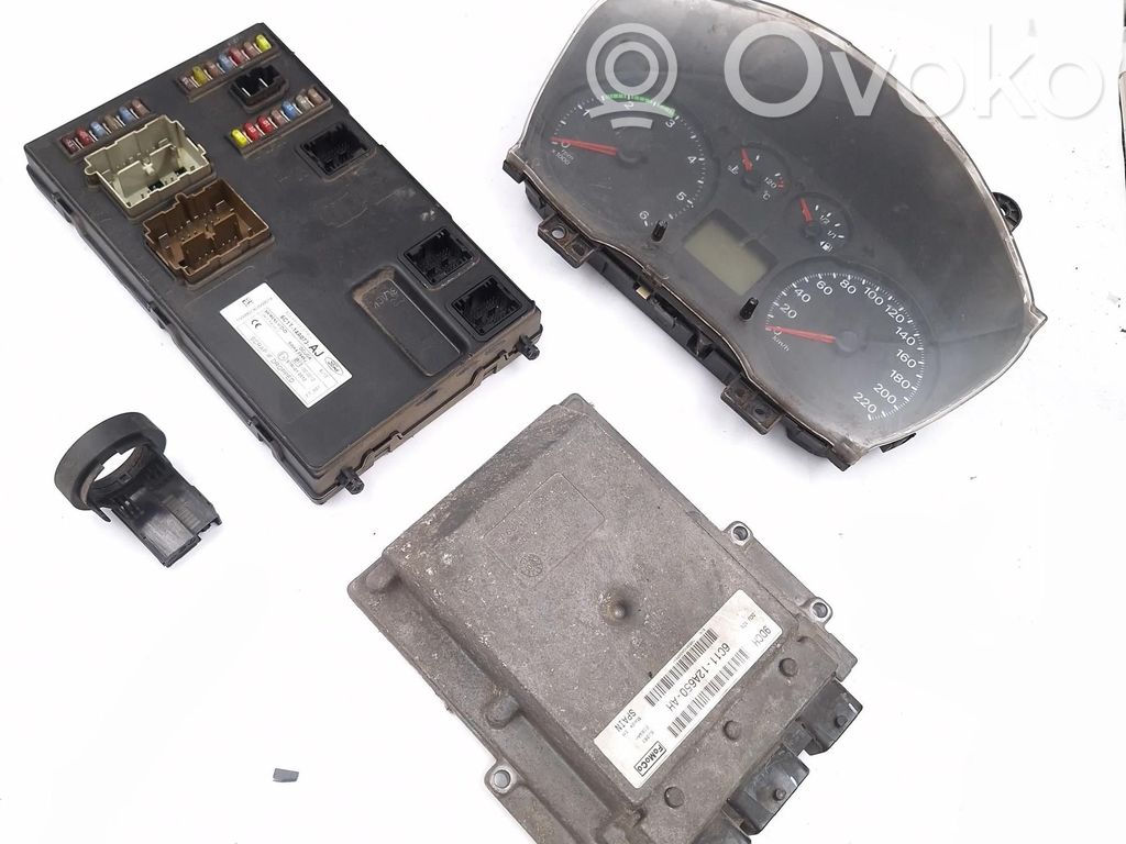 Ford Transit Komputer / Sterownik ECU i komplet kluczy 