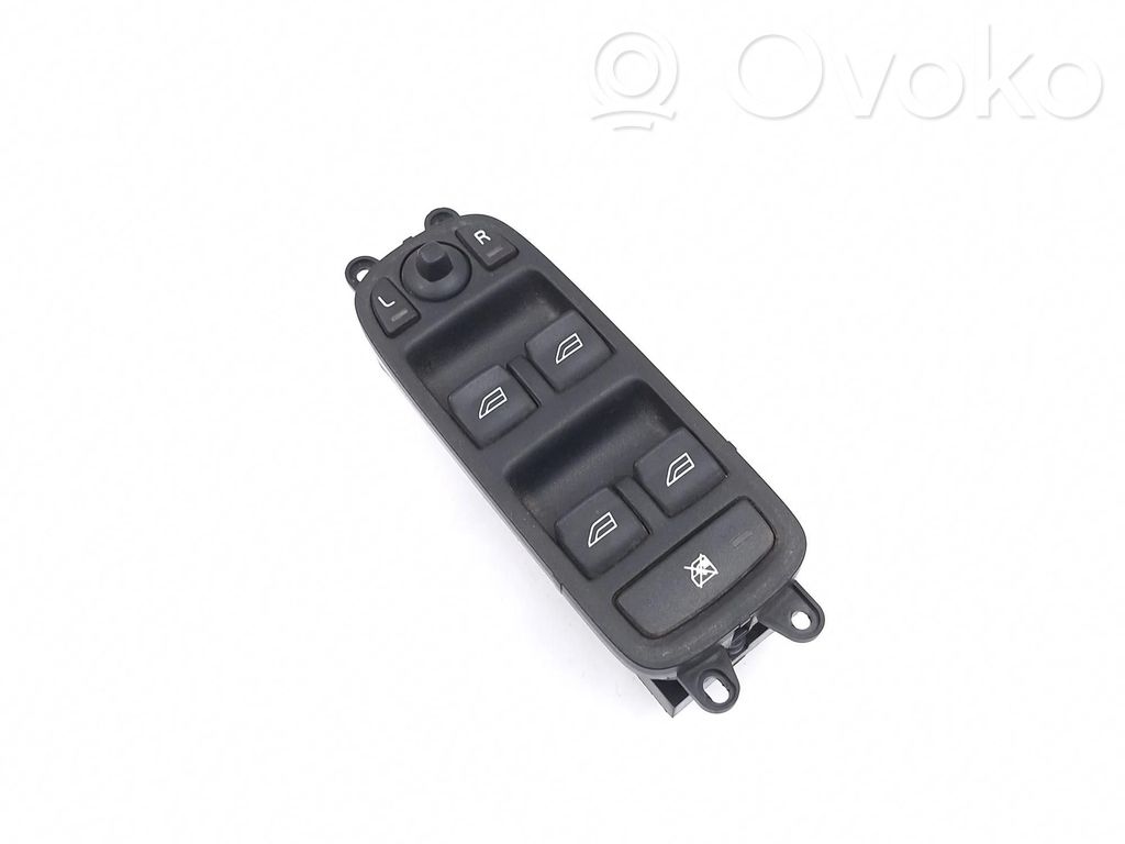 Electric window control switch   30710787,04451100,30710788,30710789,30710790
