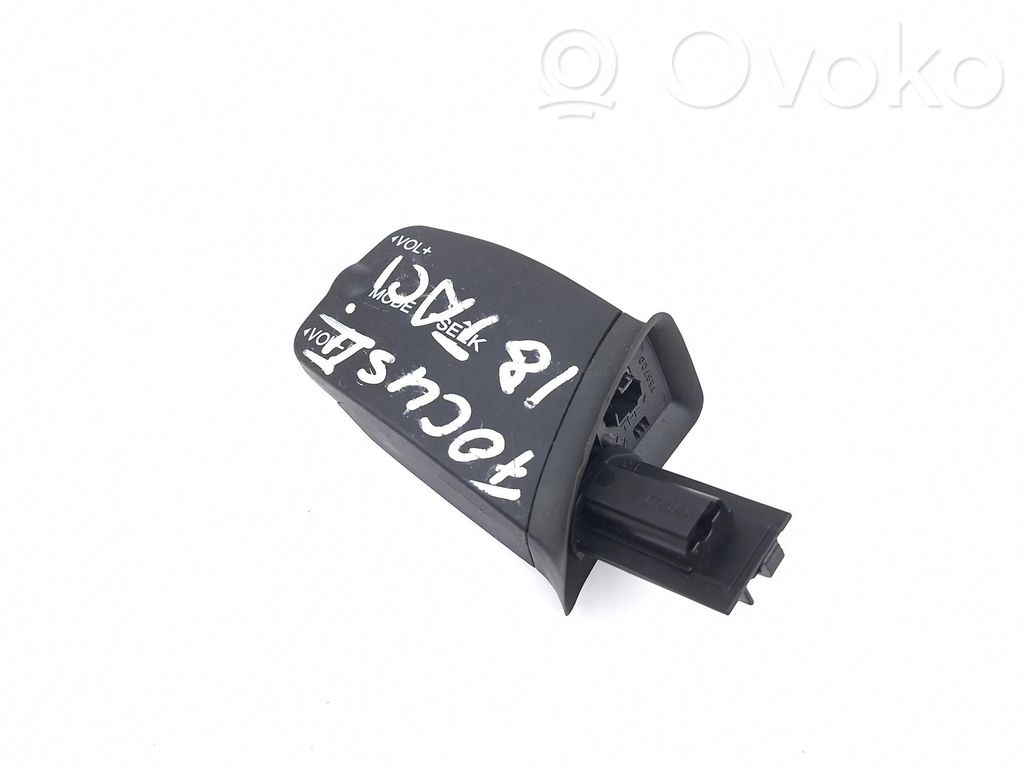 Multifunctional control switch/knob   3M5T14K14