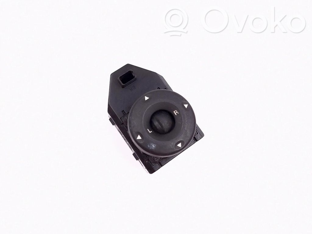 KIA Magentis Wing mirror switch 