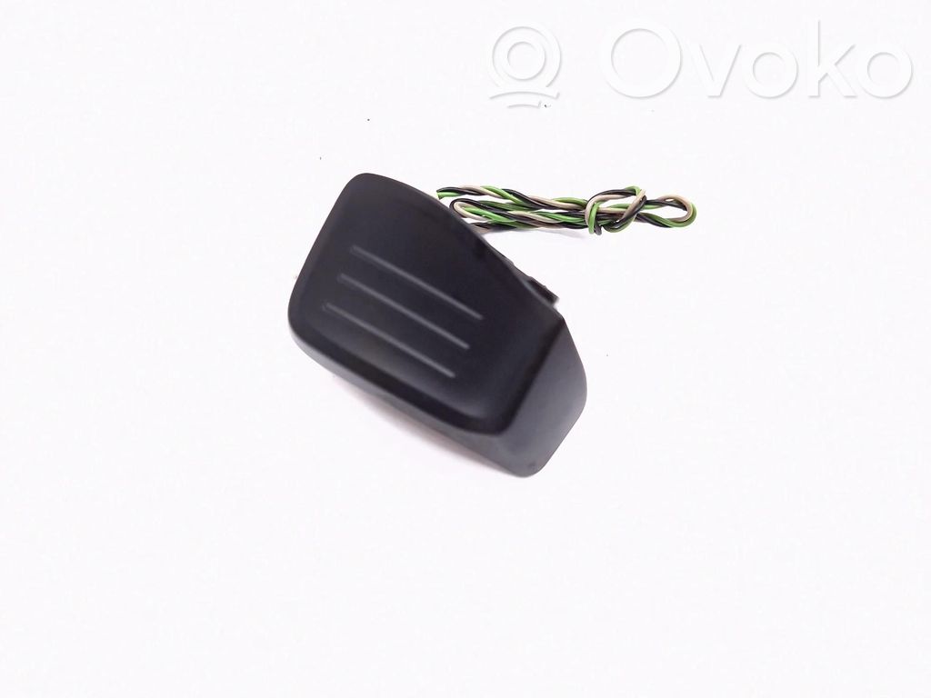 Volkswagen Touareg I Boutons / interrupteurs volant 