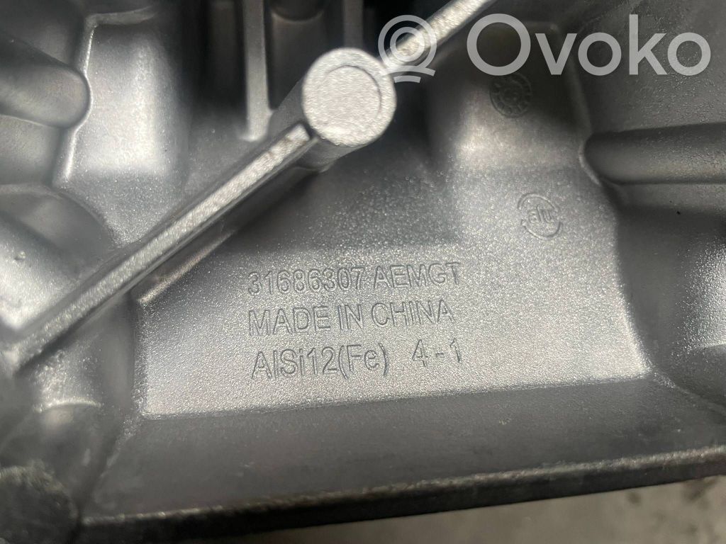 Volvo EX40 Engine mounting bracket 