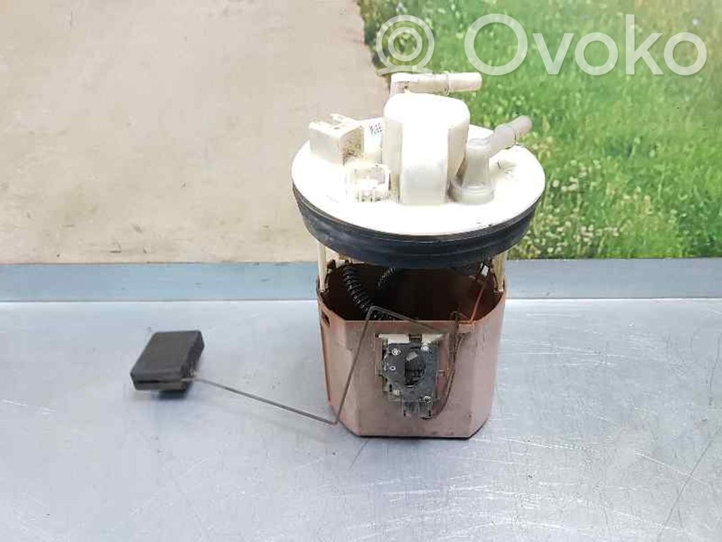 Bomba interna de combustible   C00081359,880552