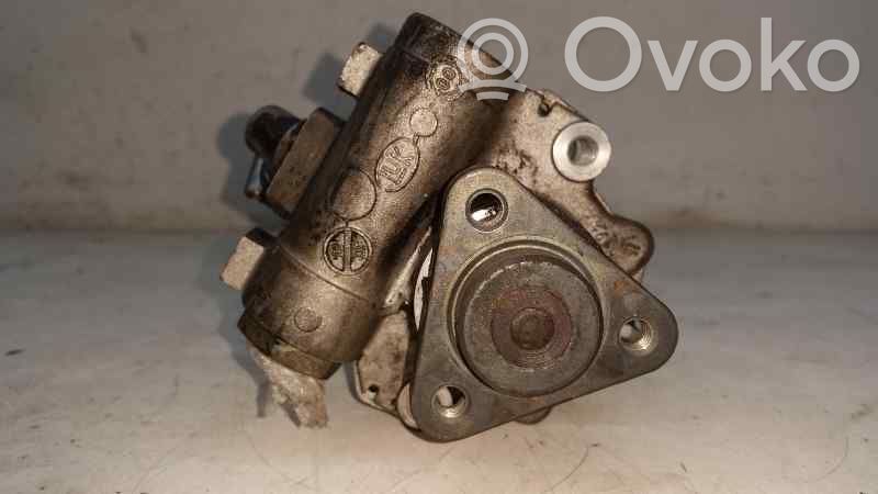 BMW 5 E39 Power steering pump 
