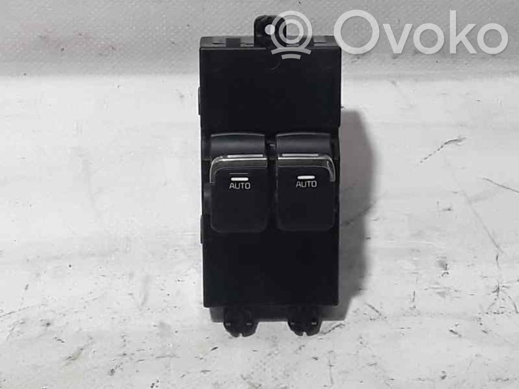 Electric window control switch   93570A2300,4C249A1000