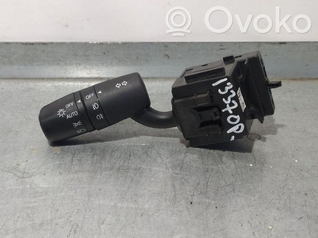 Light switch   17F887