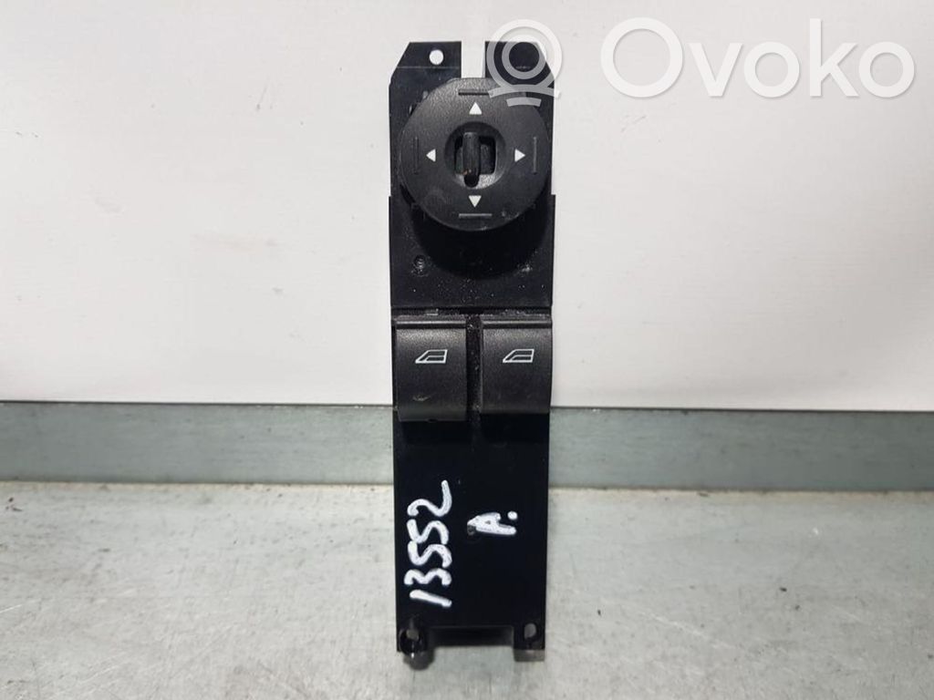 Electric window control switch   DT1T14A132FB