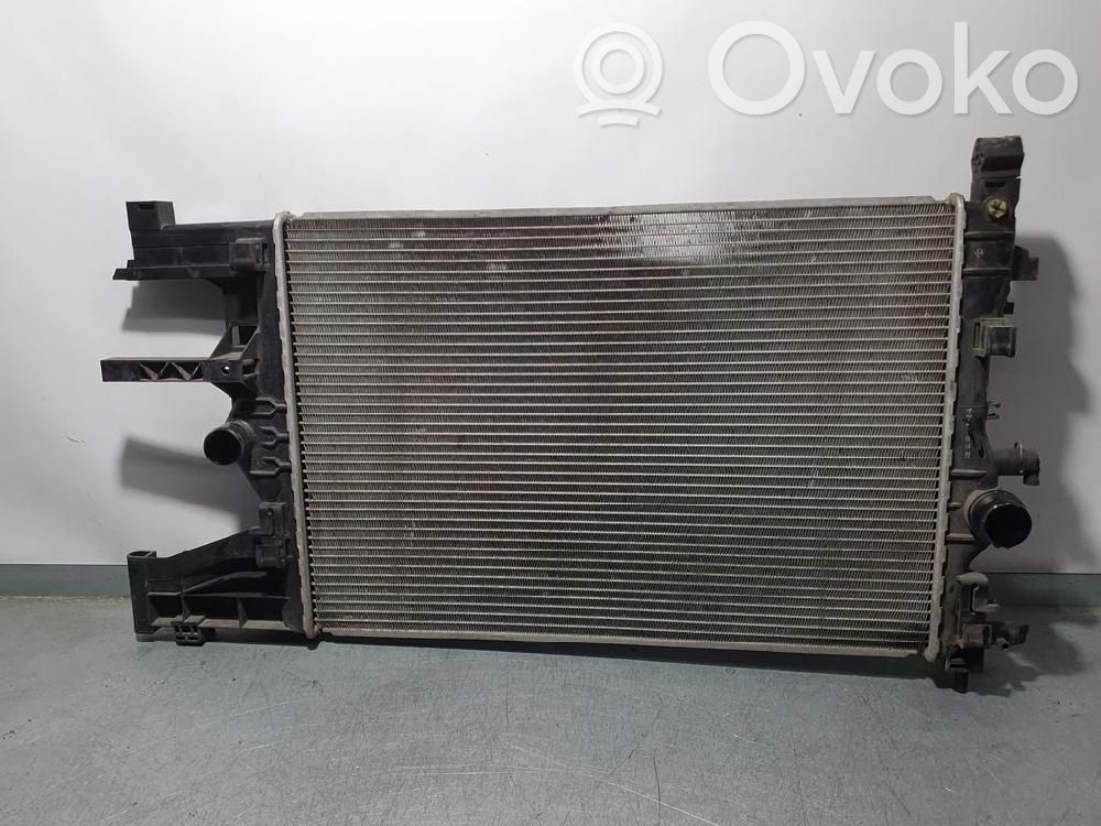 Opel Astra J Radiator lichid răcire 