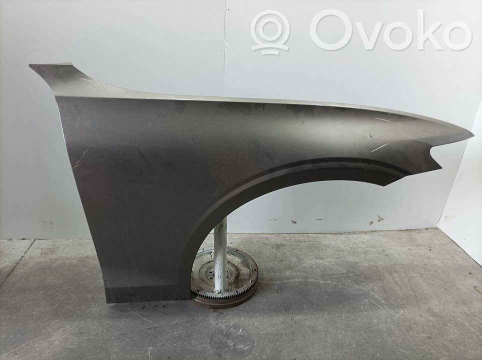 Volvo V60 Sparnas 