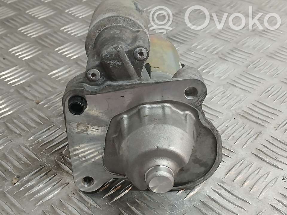 Rozrusznik   3M5T11000CU