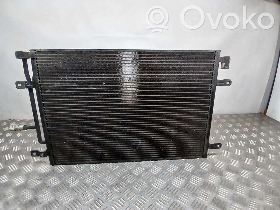 Radiator răcire A/C (condensor)   8E0260403T