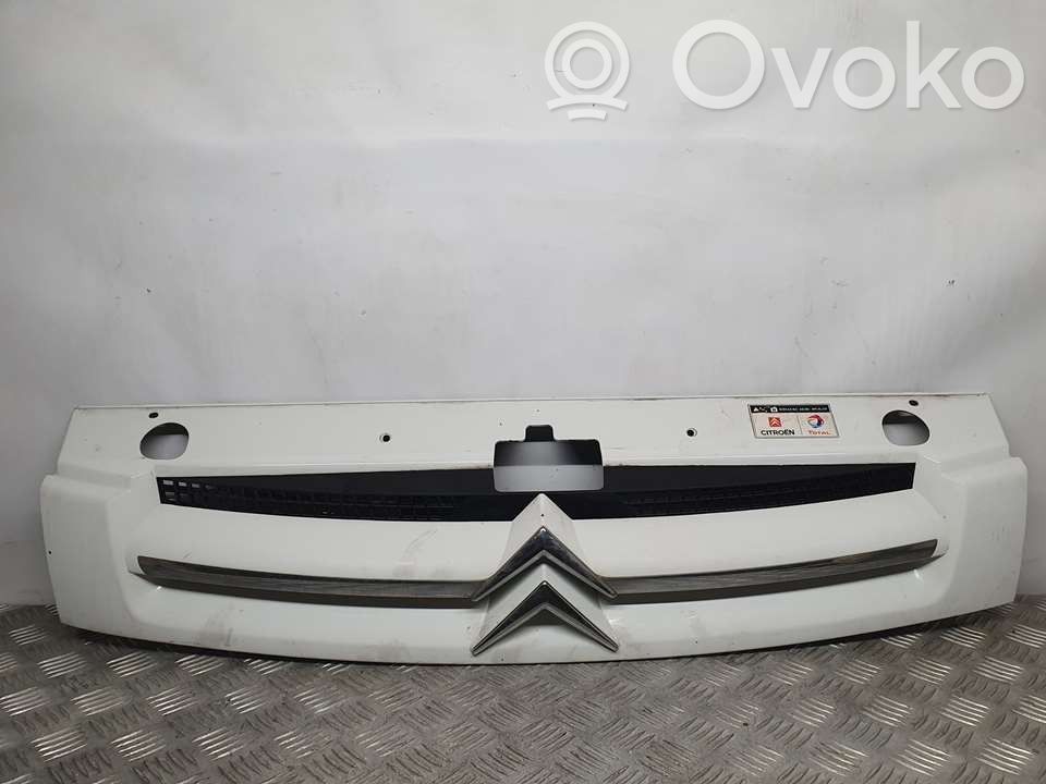 Rejilla delantera   9644758177