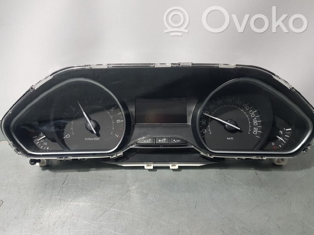 Peugeot 208 I Vitezometru (grup de instrumente)