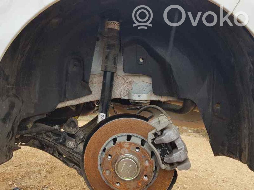 Opel Corsa F Rivestimento paraspruzzi parafango posteriore