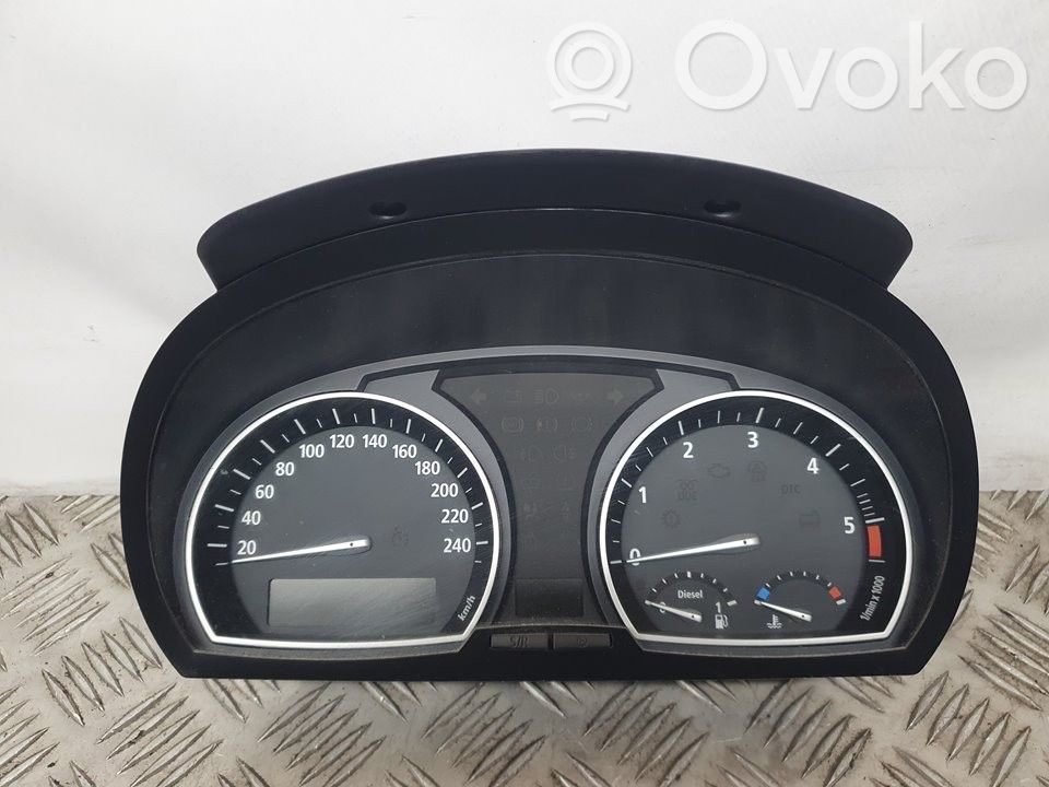 BMW X3 E83 Speedometer (instrument cluster) 