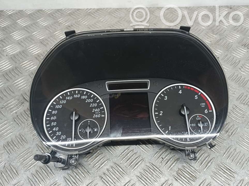 Mercedes-Benz B W246 W242 Vitezometru (grup de instrumente)